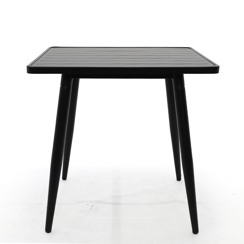 โต๊ะอุตสาหกรรมสีดำ